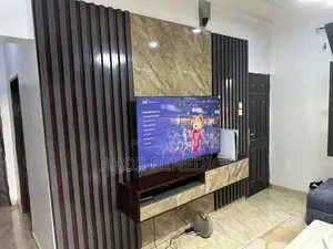 Modern Tv Wall Cladding With Marble Finish Fluted Panels