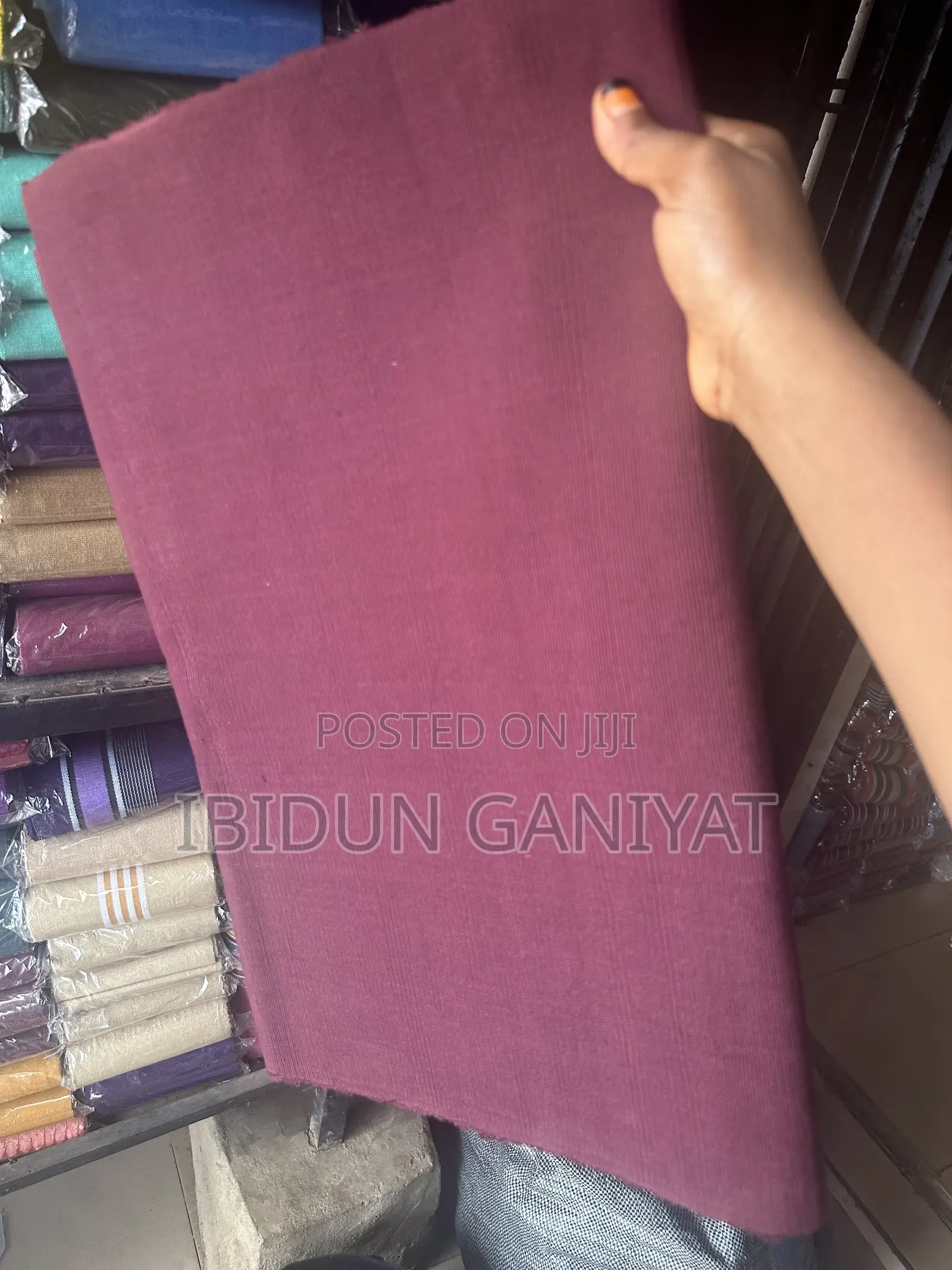 Plain Free Weave