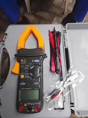 Digital Clamp Meter