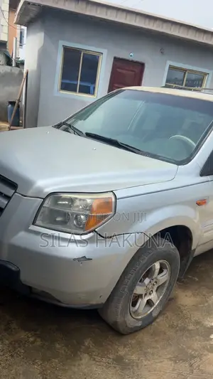Honda Pilot 2006 Silver