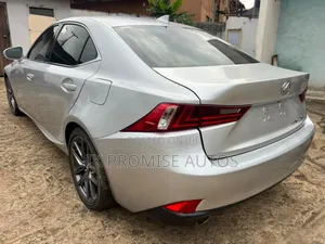 Lexus IS 2015 Silver