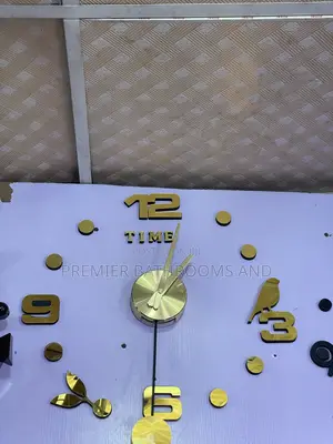 Analog Wall Clock Gold