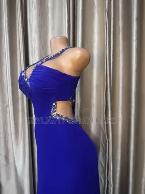 Faviana Clothing