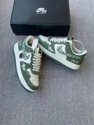 Original Christian Dior X Nike Air Force 1 Sneakers