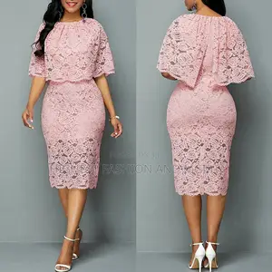 Short Corporate Lace Gown