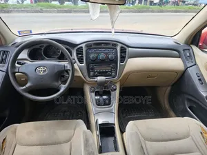 Toyota Highlander 2002 Red