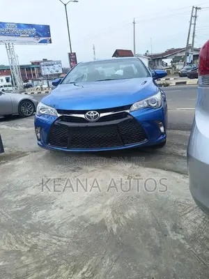 Toyota Camry SE 4dr Sedan (2.5L 4cyl 6A) 2017 Blue
