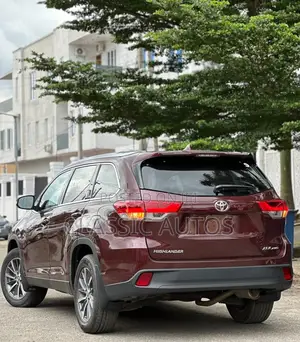 Toyota Highlander 2020 Red