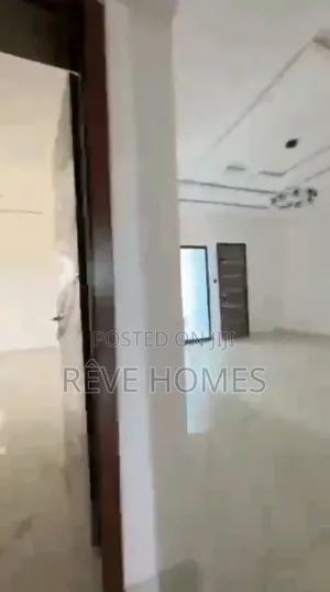 Furnished 3bdrm Block of Flats in Alaka Estate for rent