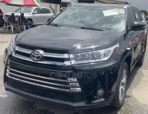 Toyota Highlander XLE 4dr SUV (3.5L 6cyl 6A) 2015 Black