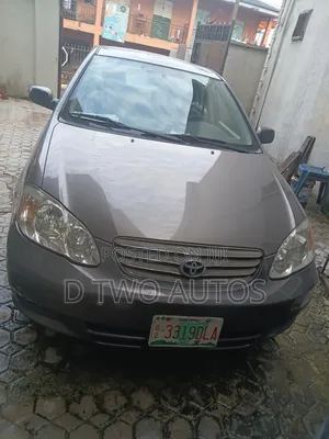 Toyota Corolla LE 2004 Gray