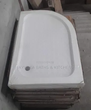 ​Heavy-Duty Anti-Slip Acrylic Shower Bases |
90*120 Cm
