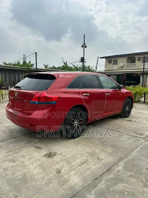 Toyota Venza 2010 Red
