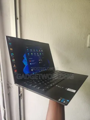 Laptop Lenovo 16GB Intel Core i7 SSD 1T