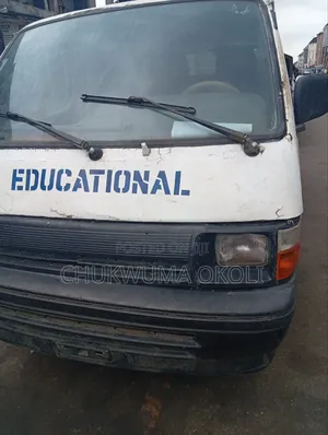 Toyota HiAce 1998 White