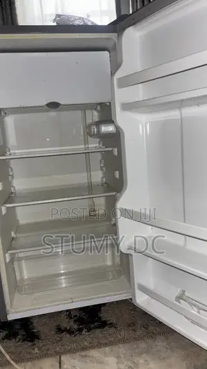 Single Door Refrigerator Akute