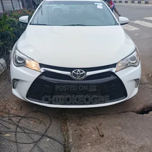 Toyota Camry 2015 White