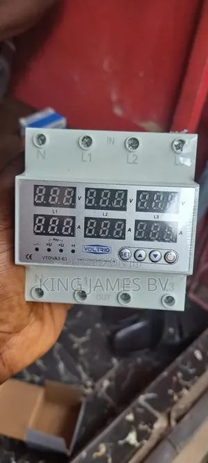 Adjustable Voltage Protector – Smart Power Safety