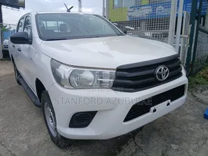 Toyota Hilux 2016 White