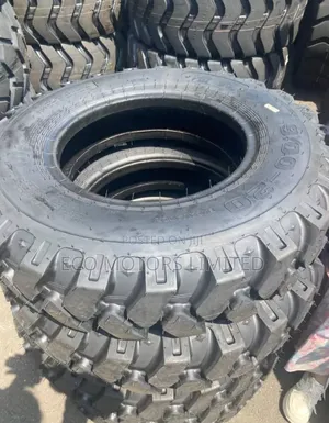 Original Solid Tire 9.00-20