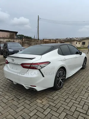 Toyota Camry 2020 White