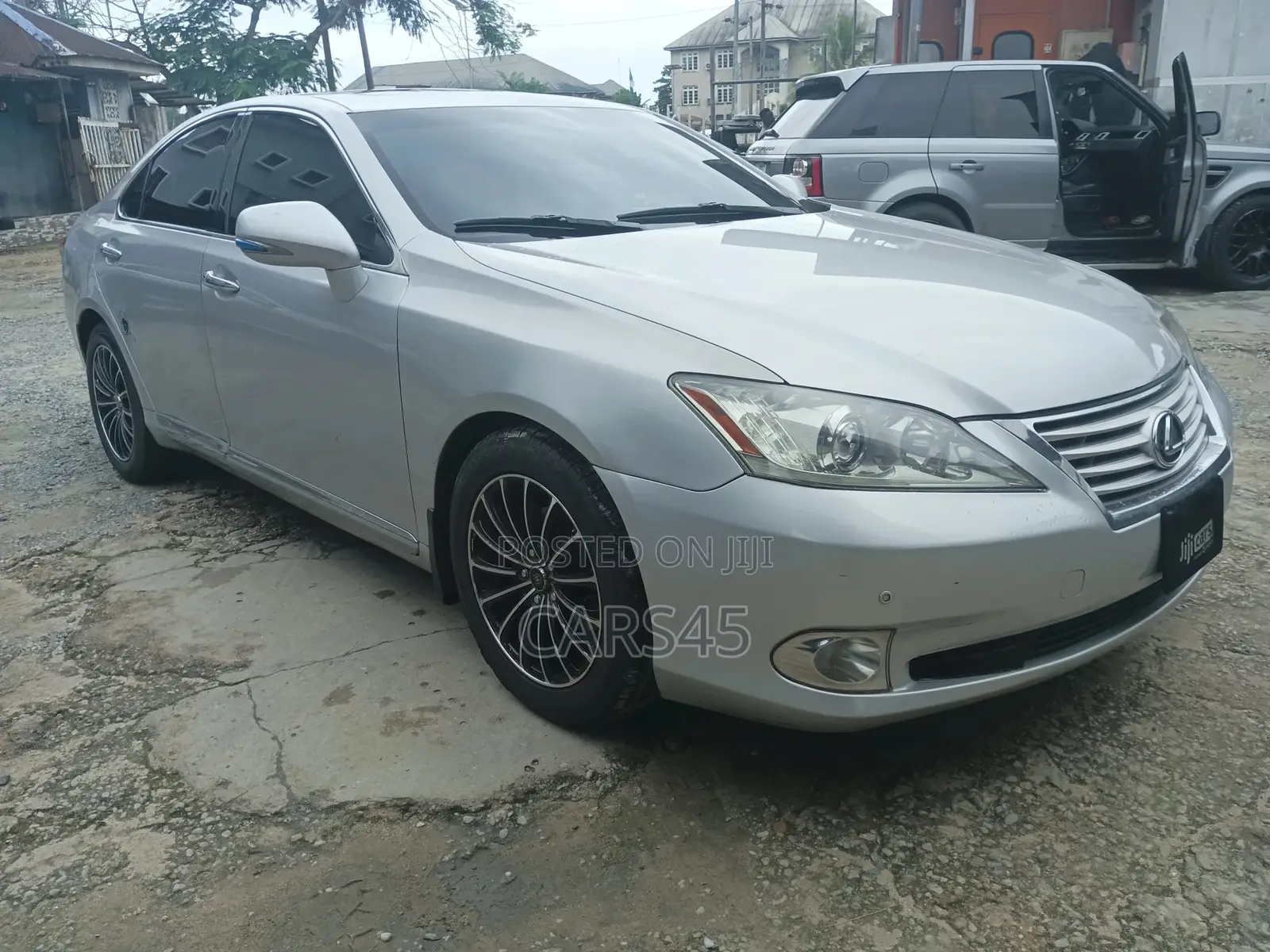 Lexus ES 2012 Silver