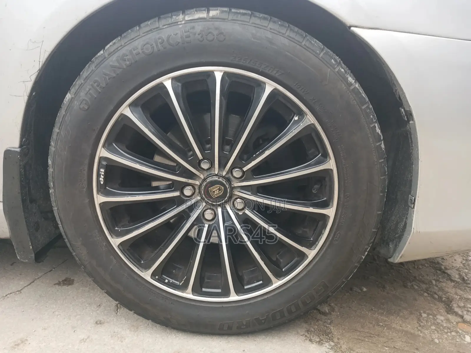 Lexus ES 2012 Silver