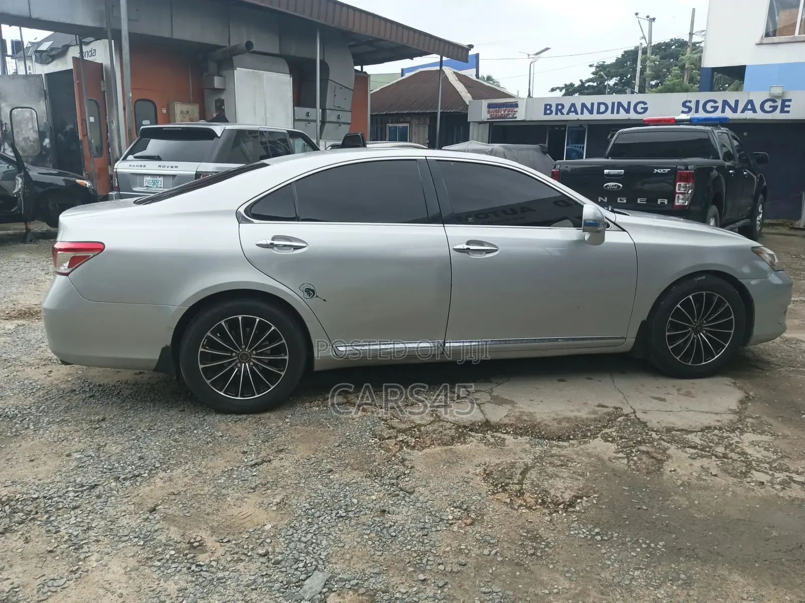 Lexus ES 2012 Silver