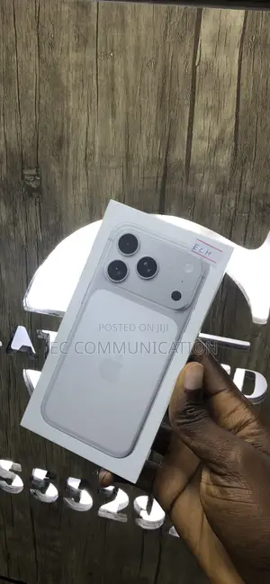 New Apple iPhone 17 Pro 256 GB White