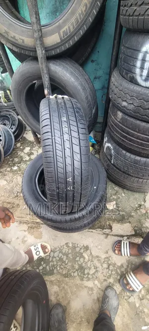 Brand New 205/60r16 Dunlop