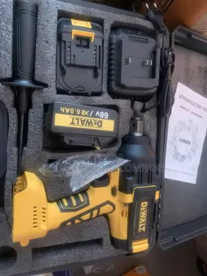 Cordless Impact Wrench Kit