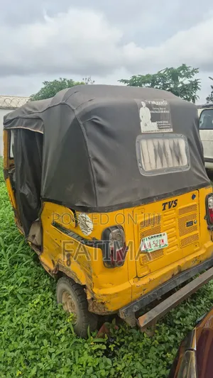 Bajaj 2019 Yellow