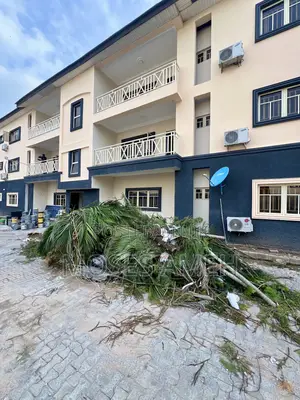 3bdrm Block of Flats in Jabi for rent
