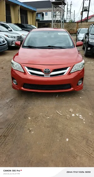 Toyota Corolla 2013 Red