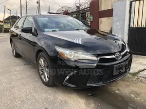 Toyota Camry SE 4dr Sedan (2.5L 4cyl 6A) 2016 Black