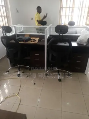 Work Station Teble