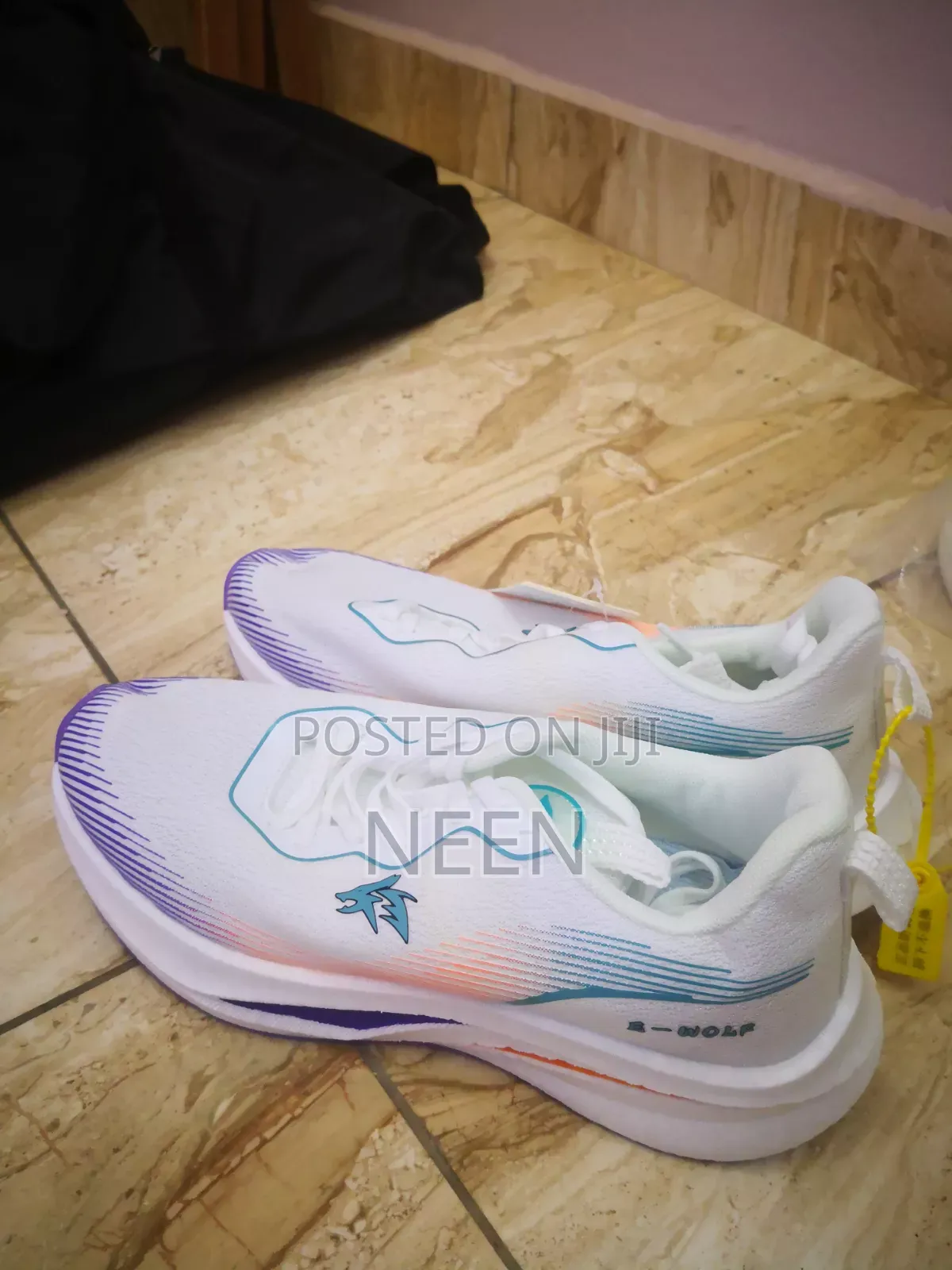 E-Wolf Running Shoes