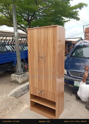 32 Inches by 6ft Wardrobe