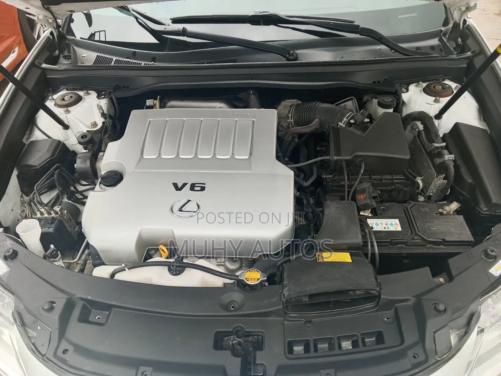 Lexus ES 2015 White