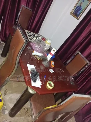 Dinning Table Set