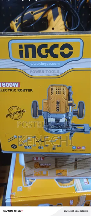 Electric Router Machine Ingco