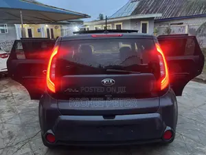 Kia Soul Hatchback 2016 Gray