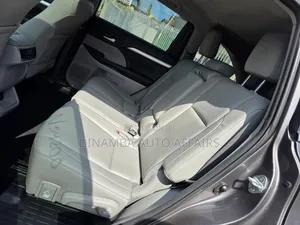 Toyota Highlander 2017 Gray