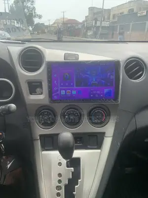 2009-2014 Toyota Matrix Android Navigation + Reverse Camera