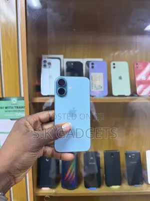 Apple iPhone 16 256 GB Green