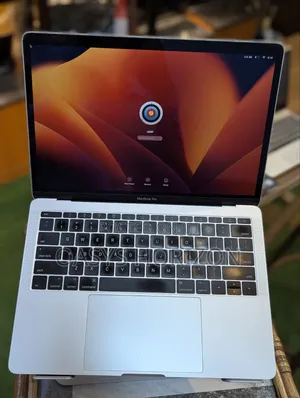 Laptop Apple MacBook Pro 2017 8GB Intel Core i5 SSD 256GB