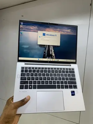 Laptop HP EliteBook 840 G9 16GB Intel Core i5 SSD 256GB