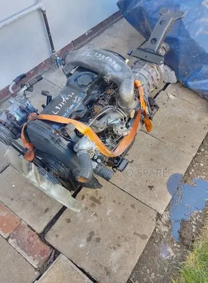 Toyota Hillux 2.4 2l Diesel Engine Available