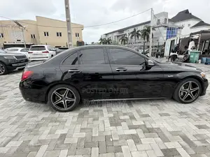 Mercedes-Benz C43 4Matic Sedan AWD (3.0L V6 9AM) 2017 Black