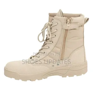 Men's Desert Boots. Khaki